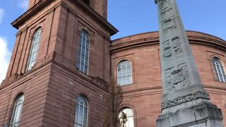 教会の内部は、展示室やホールになっている