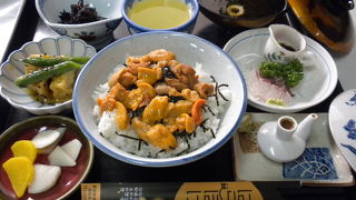うに丼の「はらほげ食堂」