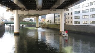 江戸時代は問屋が並んでいました