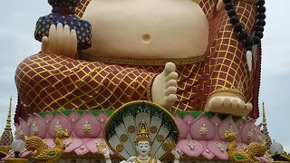 ユニークな仏像