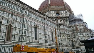 外観は華やかなのですが内部は意外とシンプル