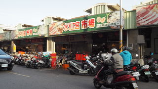 ローカルな市場