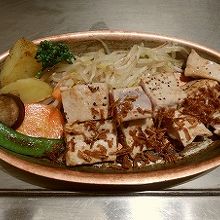 マグロの焼き物、中が冷たかった