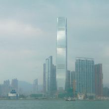 船内からの香港の風景