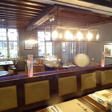 明るい雰囲気が漂う