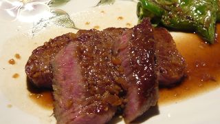 お肉もすごいが食器もすごい