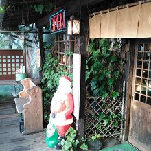 お店の入り口です。