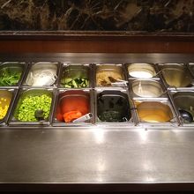 サラダバー