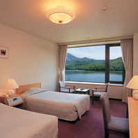 湖側の本館洋室を予約してみた（写真は借り物）