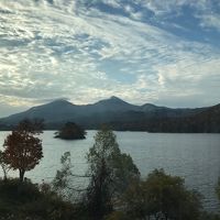 お部屋からは素晴らしい桧原湖の景色が楽しめる。