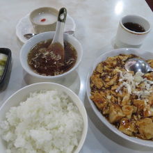 マーボー豆腐定食を食べました