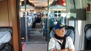 車内のゆったりとした座席配置などはたいへん良く、快適な旅を出来ました