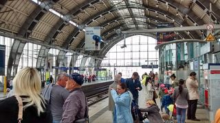 「ベルリンの新宿駅」？