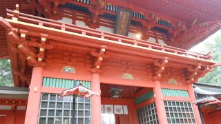 本殿同様、重要文化財になっています