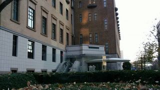 歴史を感じる学士会館