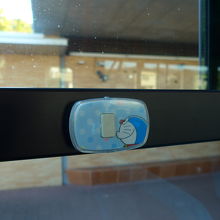 徹底されています　押しボタンもドラえもん