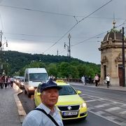 自動車・トラム・バスも通る橋