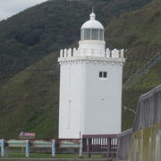襟裳岬の灯台とは別にあります