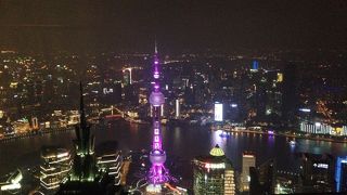 浦東側から外灘を見渡せます