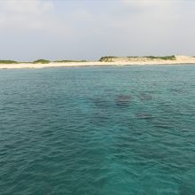 雲多めでしたが、海は綺麗。