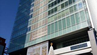 秋葉原クロスフィールド内の高層ビル