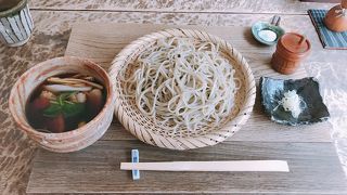 太くてちぎれていないそば「こはし」