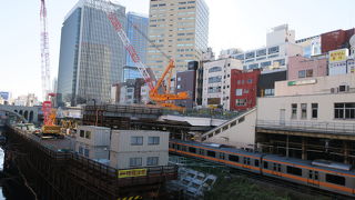 文京区と千代田区を結ぶ