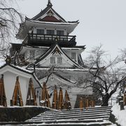 横手の町が一望できます