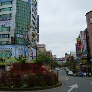 羅東駅前の東西幹線道路！