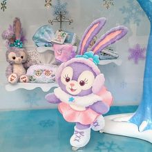 スケート姿のステラ・ルーのディスプレイ