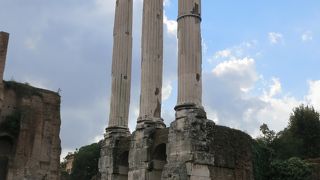 シルエットが美しい