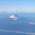機内から雪の冠をいただいた、富士山か、バッチリでした