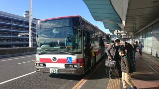 出発ロビー、到着ロビーからダイレクトに