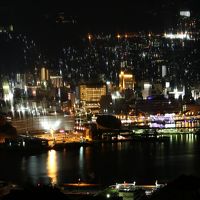 客室からグラバー園方面の夜景