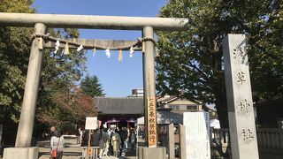 浅草寺の隣にある神社
