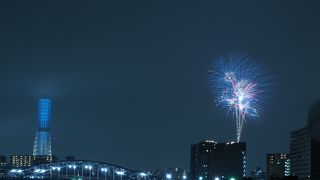 少し離れた隅田川沿いがおすすめ