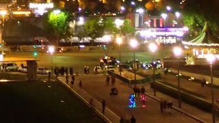 トロカデロ庭園からエッフェル塔へ