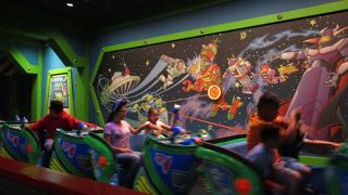 今回は頑張って連打・得点に満足　Buzz Lightyear Astro Blasters