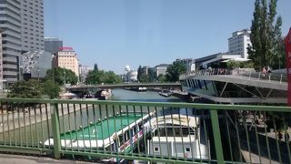 市内クルーズもあり、20ユーロ近くの運賃