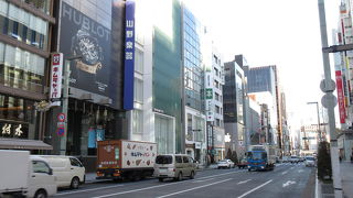 銀座のメインストリートです