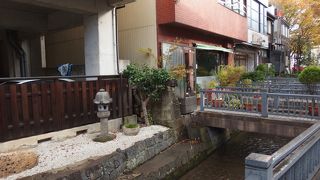 金沢の中心部を流れています