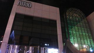 大和デパートと一体