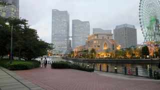 夜景がきれいに見えます