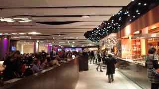 ルーブルの地下