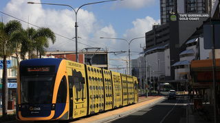 街中を走るトラム