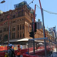 ジョージストリート側