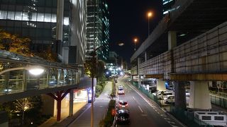 印象的な夜景です
