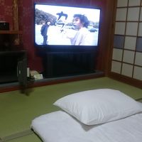 部屋には加湿器、空気清浄機、DVDプレーヤーもついてます。