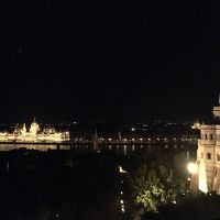 部屋からの眺望（夜景）