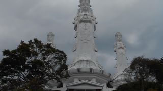 救世大観音の中は展望台になっています！